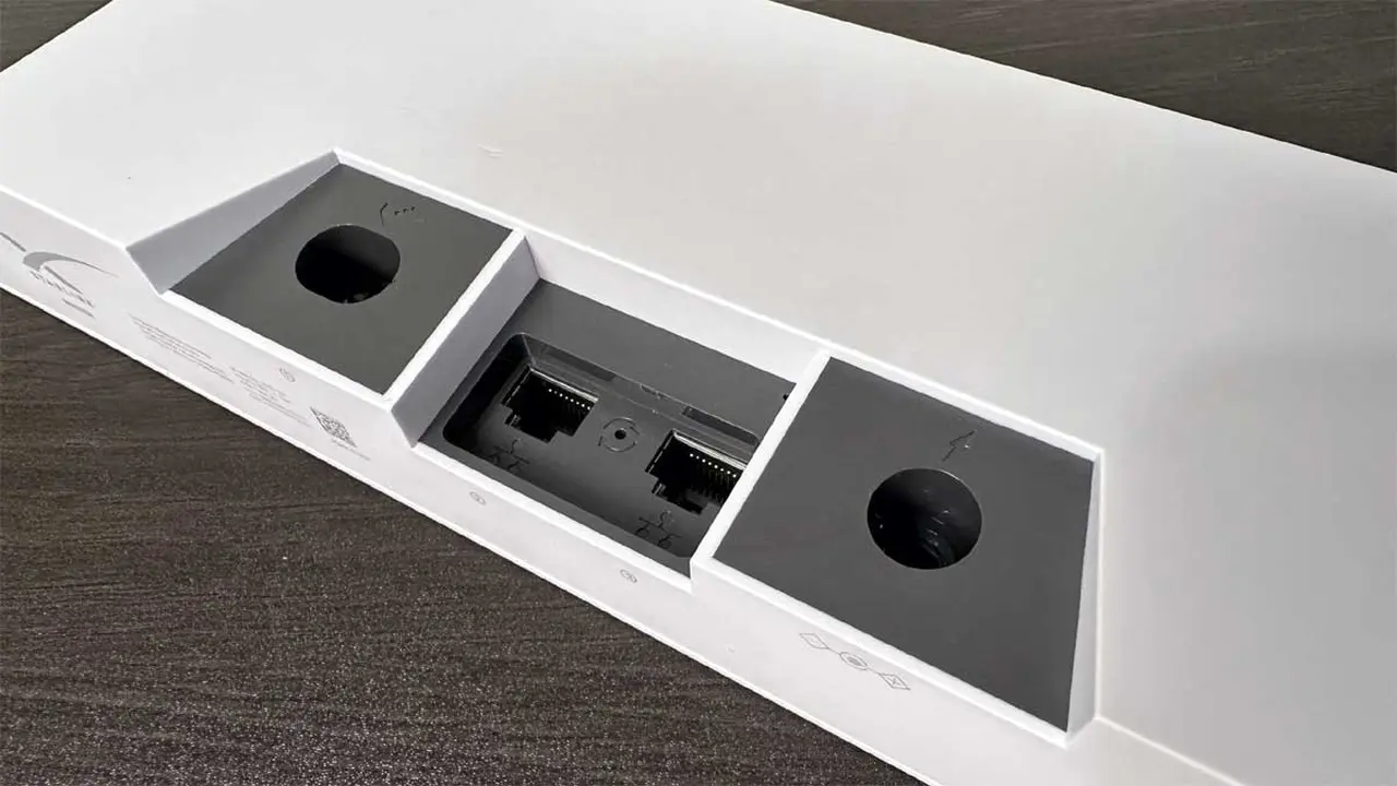 Puertos de conexión del Router Gen 3 de Starlink.