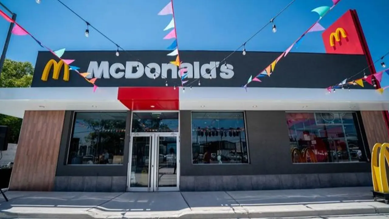 Abre el McDonald’s más nuevo del Gran Buenos Aires: sobre la ruta, AutoMac y 24 horas