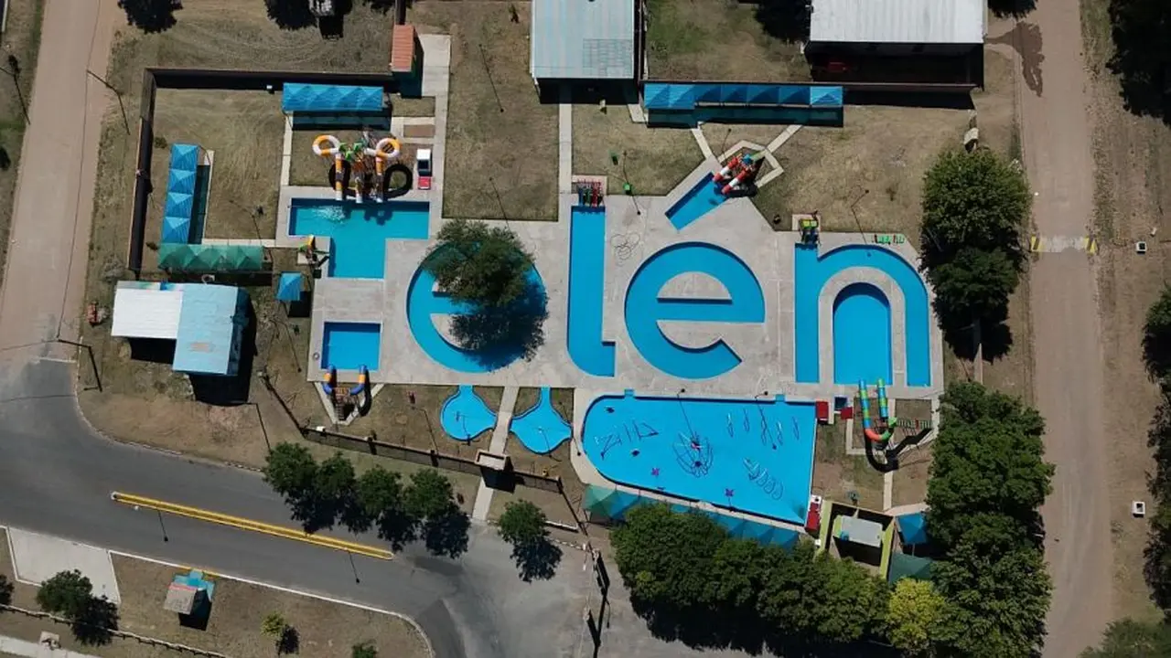 Telén propone una experiencia tranquila, con su parque acuático integrado al paisaje natural