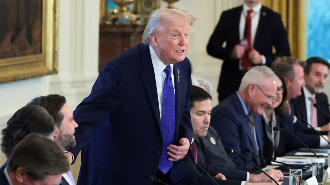 Trump quiso rebautizar el Atlántico con su nombre y contó por qué Google rechazó su pedido