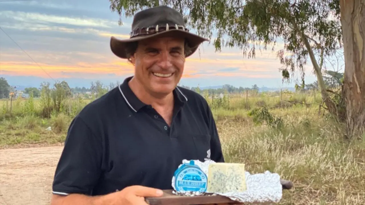 El primer queso azul de leche de oveja argentino fue lanzado por la familia en 2019