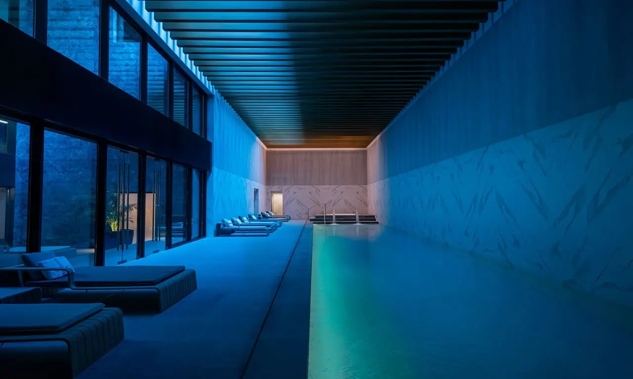 Martín Coronado propone una arquitectura residencial de baja densidad con solo 32 residencias.