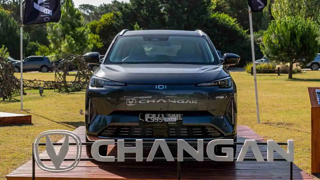 Changan tiene un modelo desde su relanzamiento, y en 2026 completará la gama.