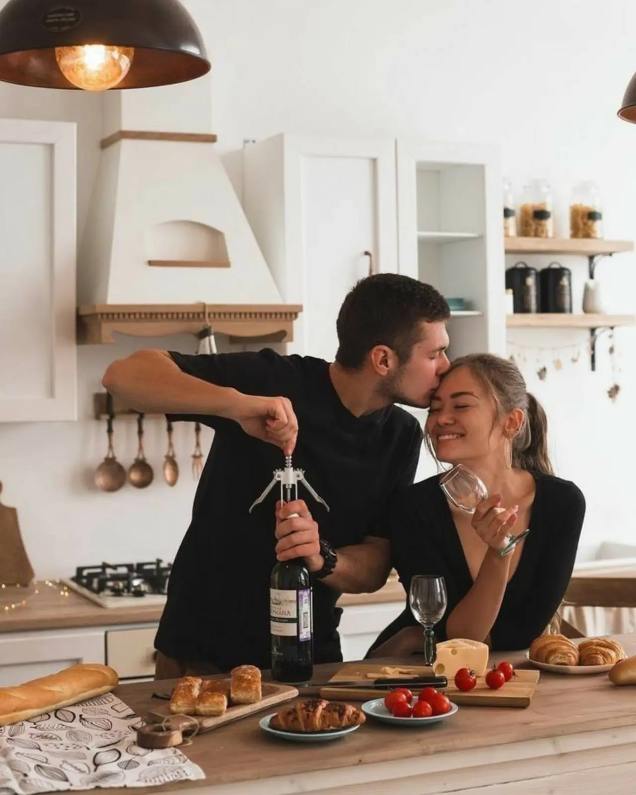 La marca lanzó boxes edición especial que combinan actividades en pareja con obsequios físicos
