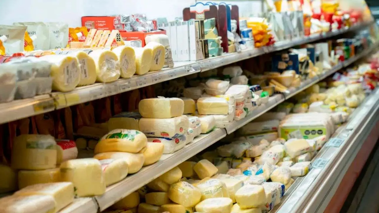 Fábrica de quesos con casi 80 empleados dio paso clave para reabrir su planta paralizada desde enero