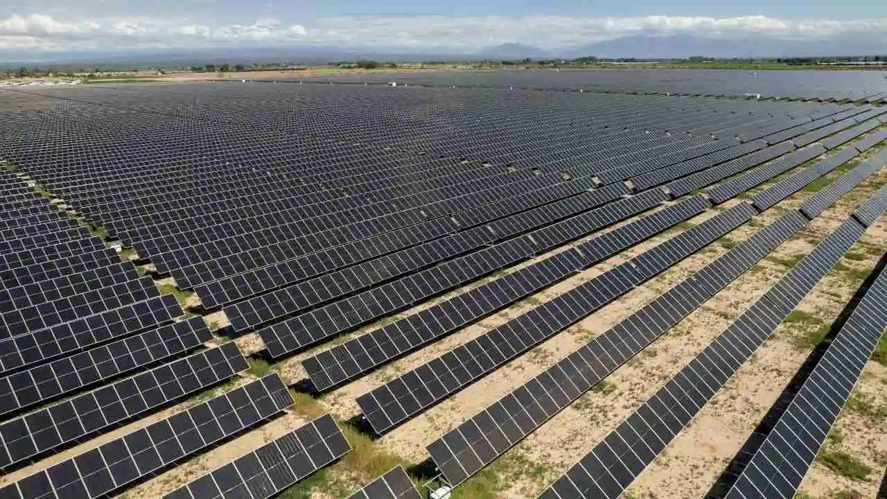 Así es el nuevo parque solar de Genneia en Mendoza