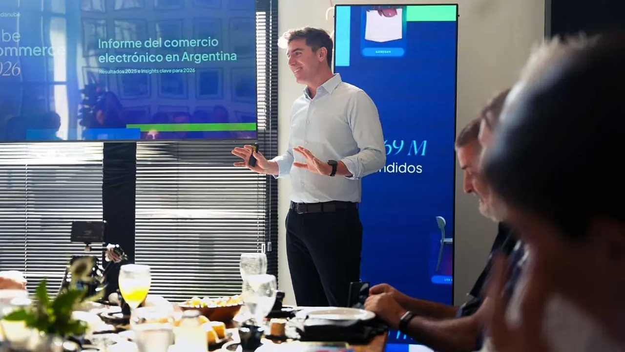 Franco Radavero en la presentación del informe de Tiendanube.