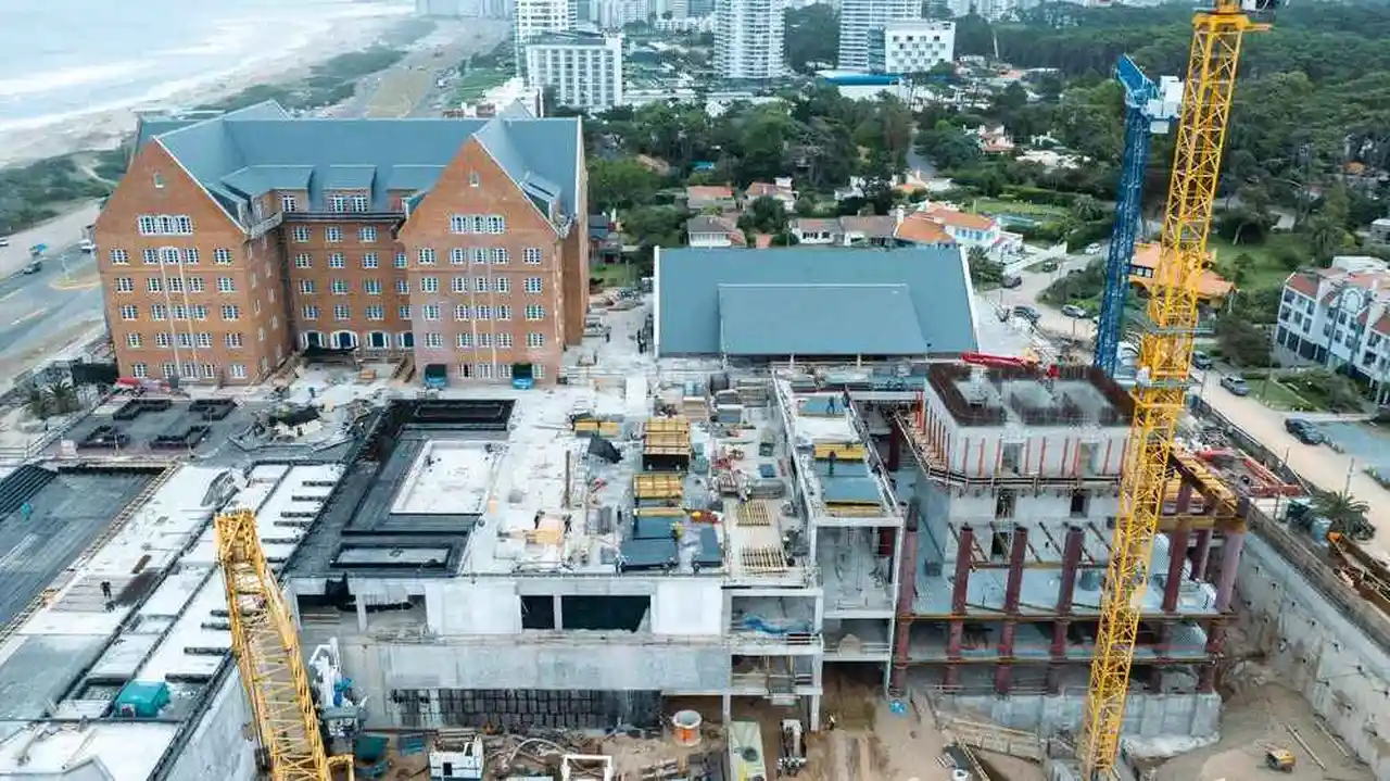 La Torre I del complejo Cipriani será la más alta de Uruguay, con 260 metros de altura