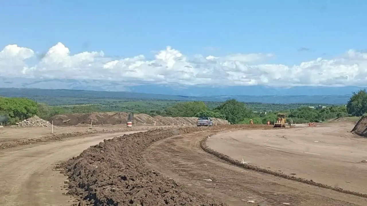 Comenzó la obra en ruta turística del centro del país con conexión directa a la autopista
