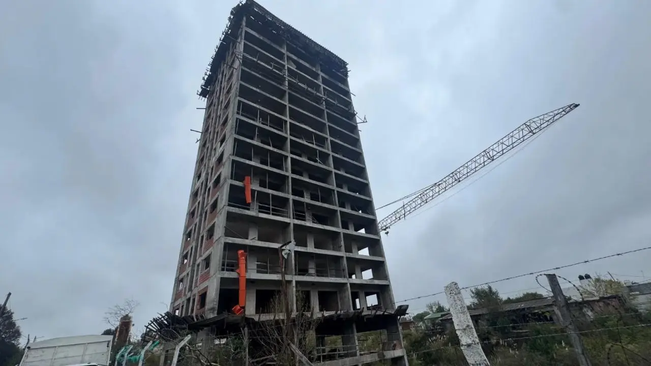 Escobar pidió la demolición total del edificio ubicado sobre la
