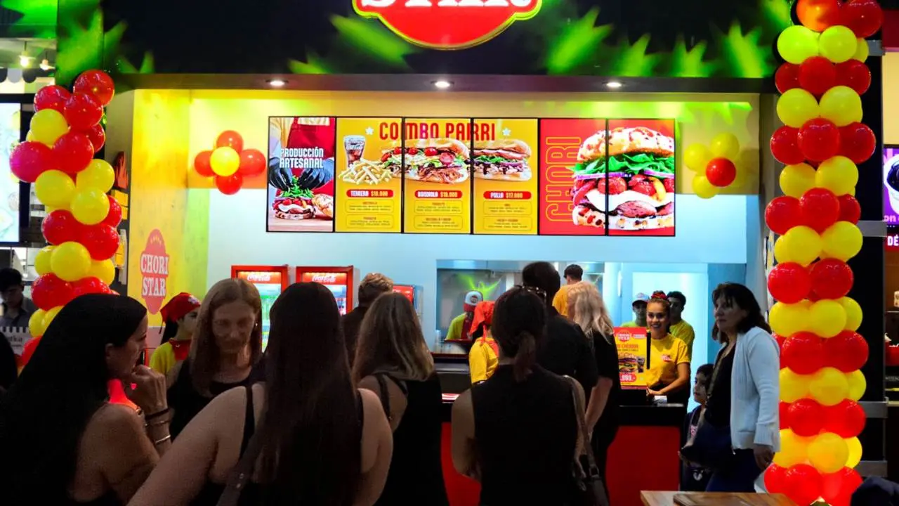 Choristar abrió dos locales en 35 días y proyecta un tercero para junio, todo dentro de shoppings