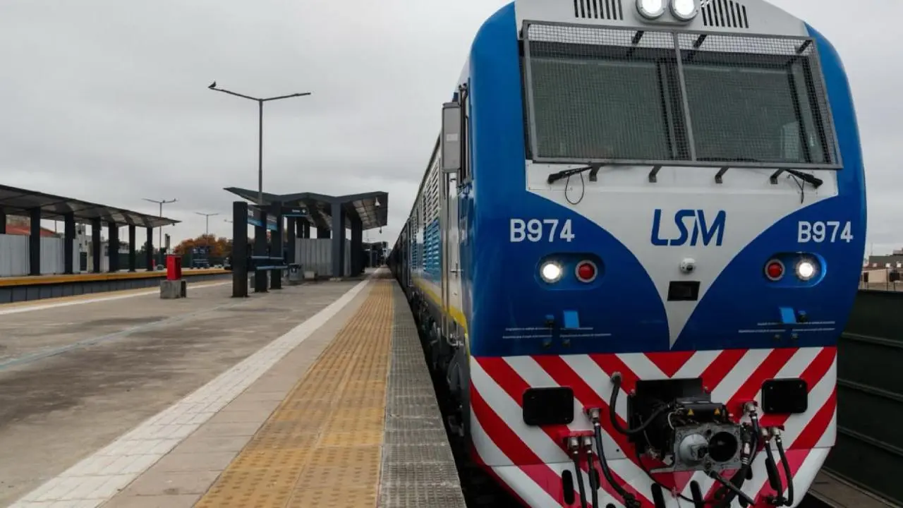 El Tren San Martín tiene una nueva locomotora para mejorar la frecuencia del servicio