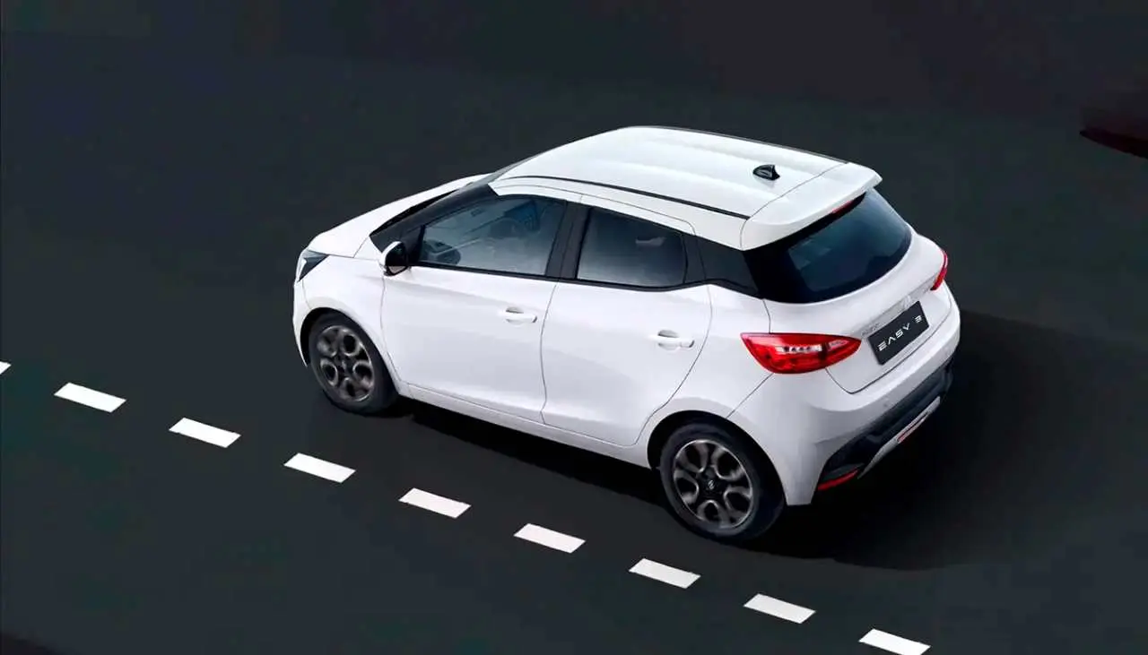El Easy 3 es un pequeño city car, ideal para el uso urbano.