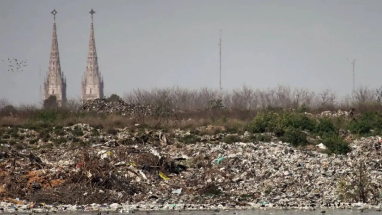 Luján cerró el mayor basural a cielo abierto del país, pero deja una amenaza bajo tierra