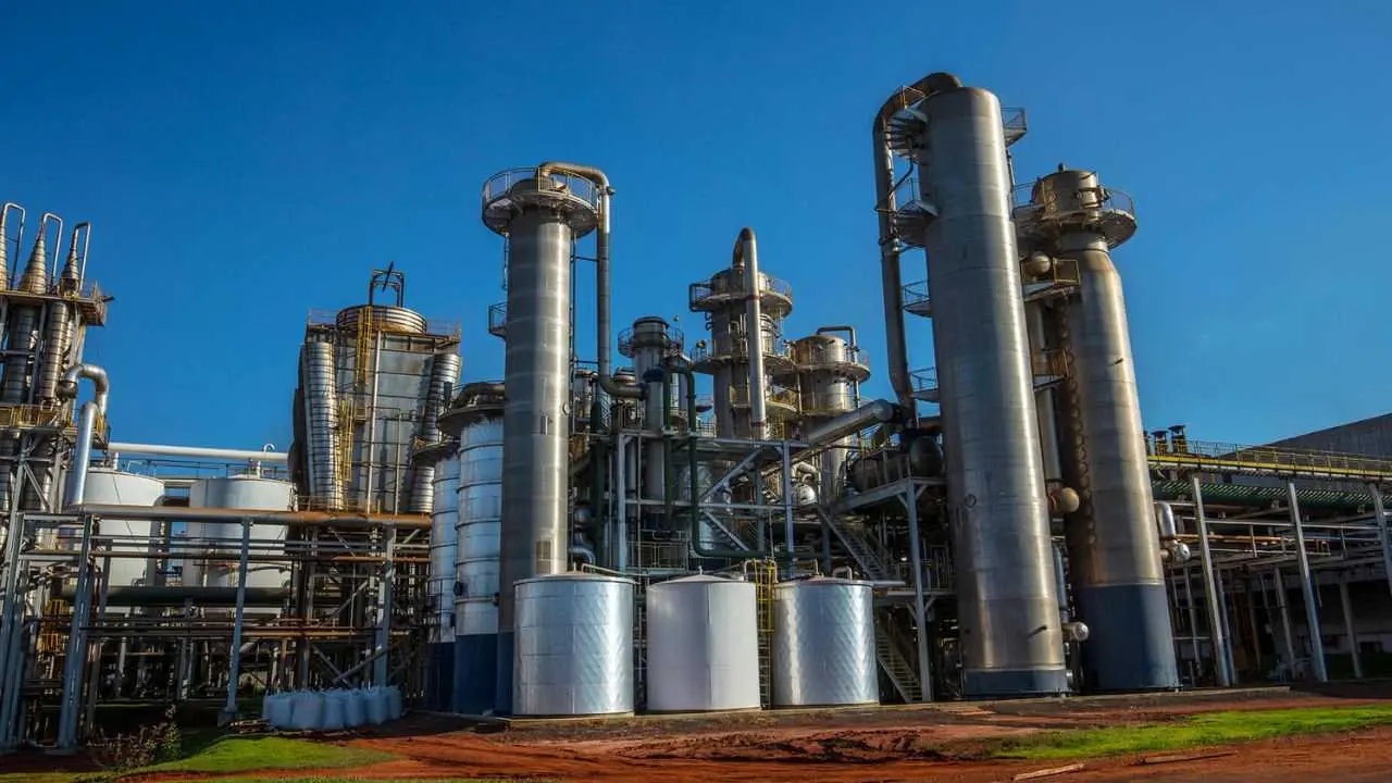 Adecoagro compró un ingenio brasileño propiedad de Raizen por u$s148 millones y acelera su expansión