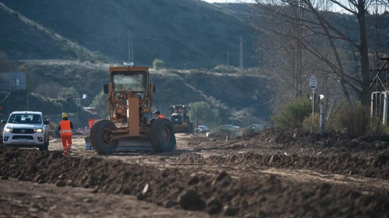 La obra de la Ruta 82 comprende 22 kilómetros entre la rotonda Gobernador Ortiz y Cacheuta