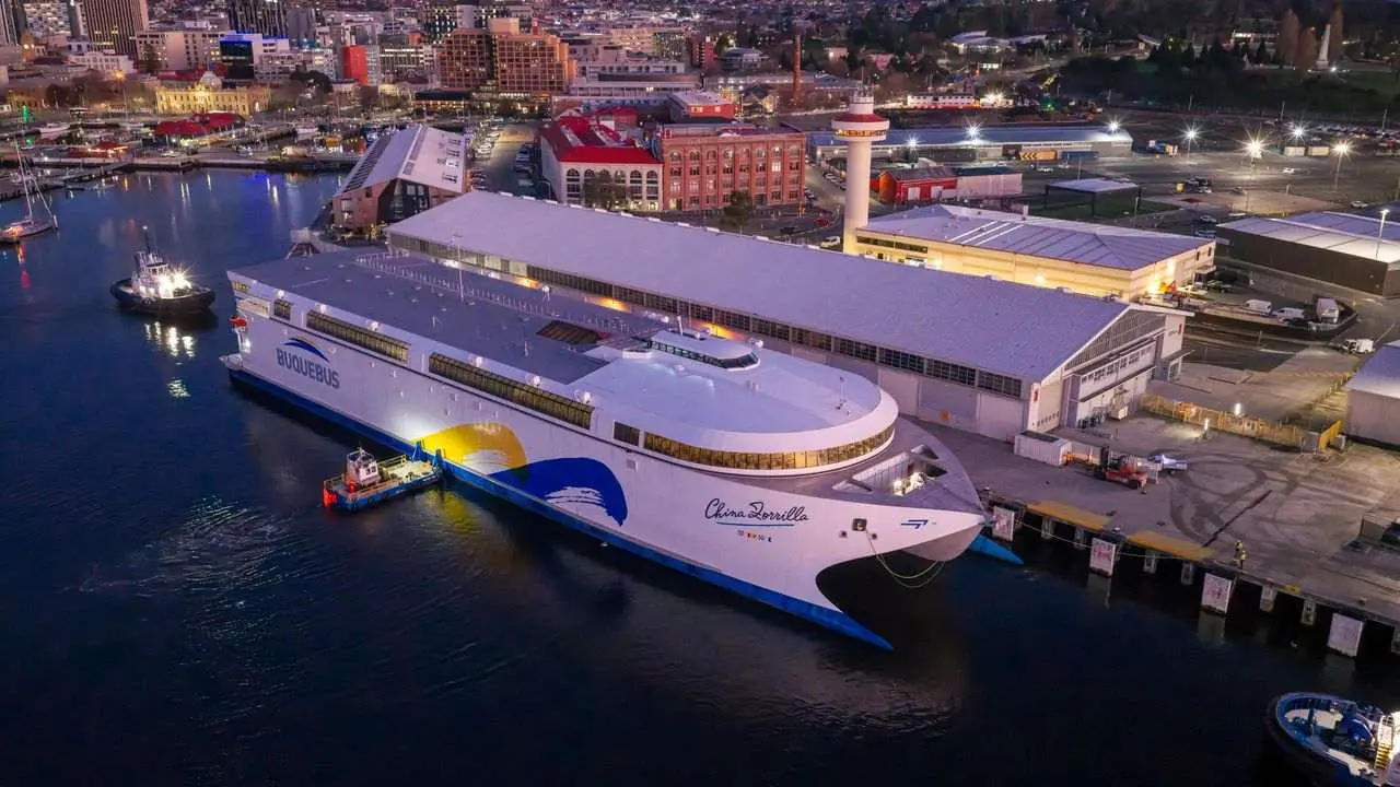 El nuevo ferry de Buquebus, bautizado China Zorrilla, ya está listo para viajar rumbo a Sudamérica