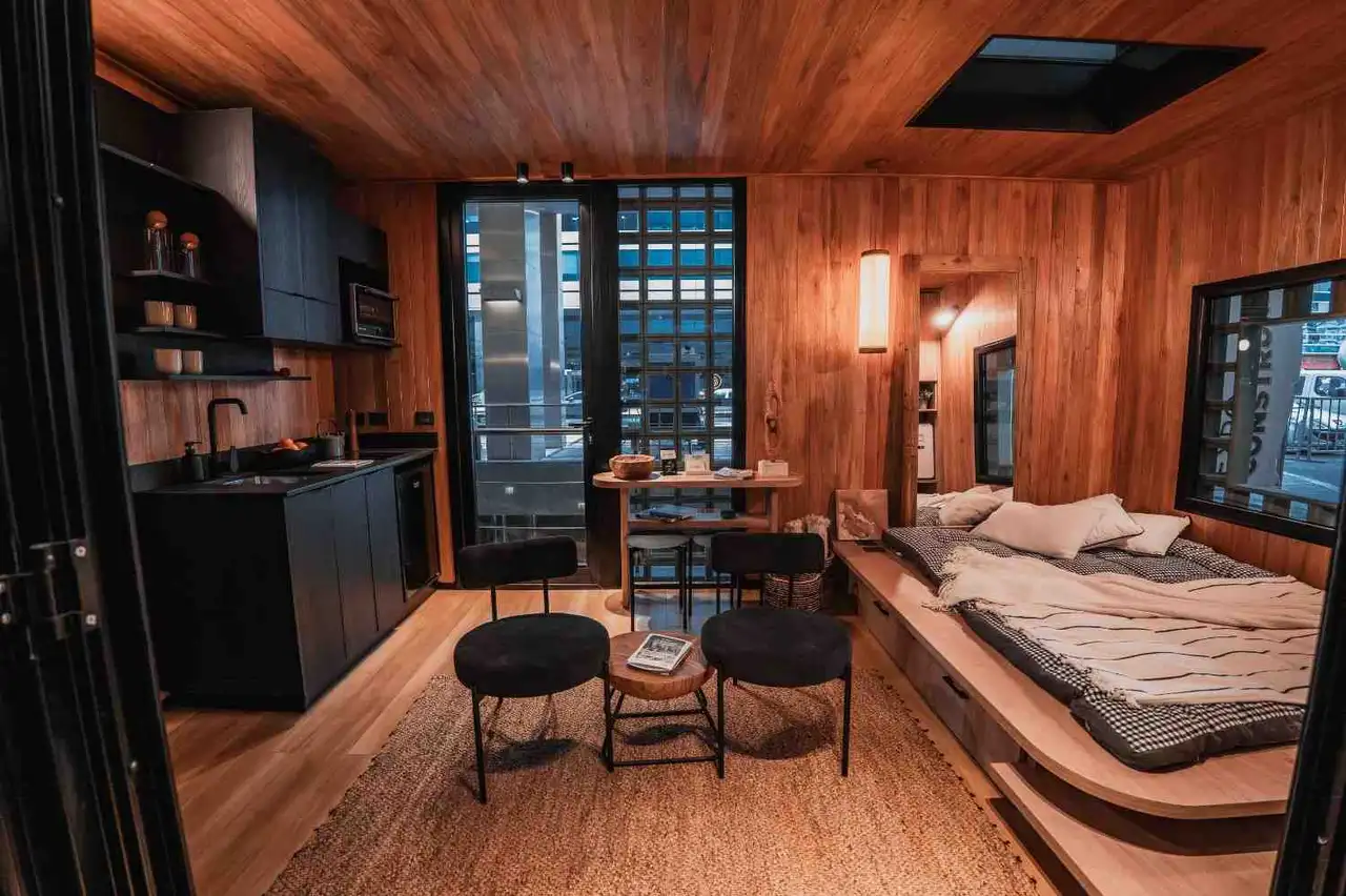 Una vivienda tradicional ronda los u$s1.500 a u$s1.600 más IVA por m², mientras el steel framing se
