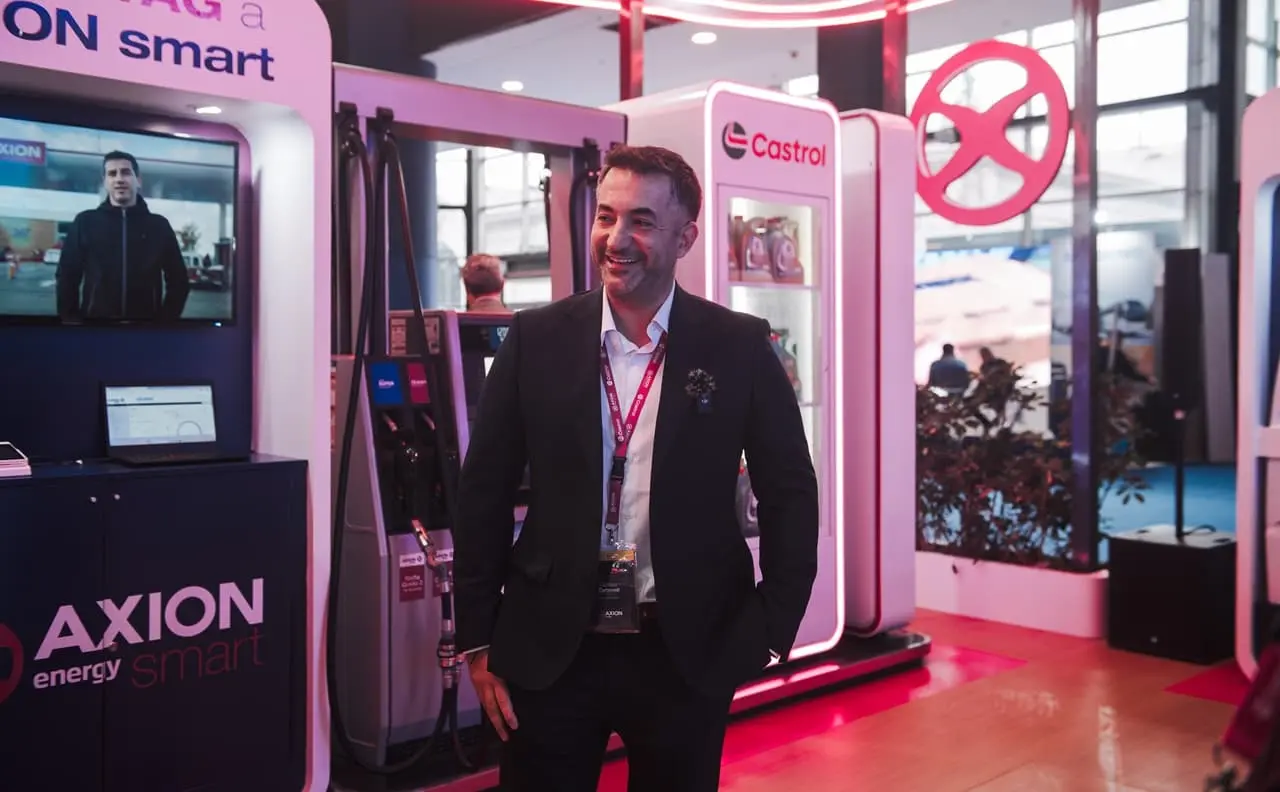 Gustavo Carbonell, gerente de ventas al Transporte de AXION, la firma busca pasar de