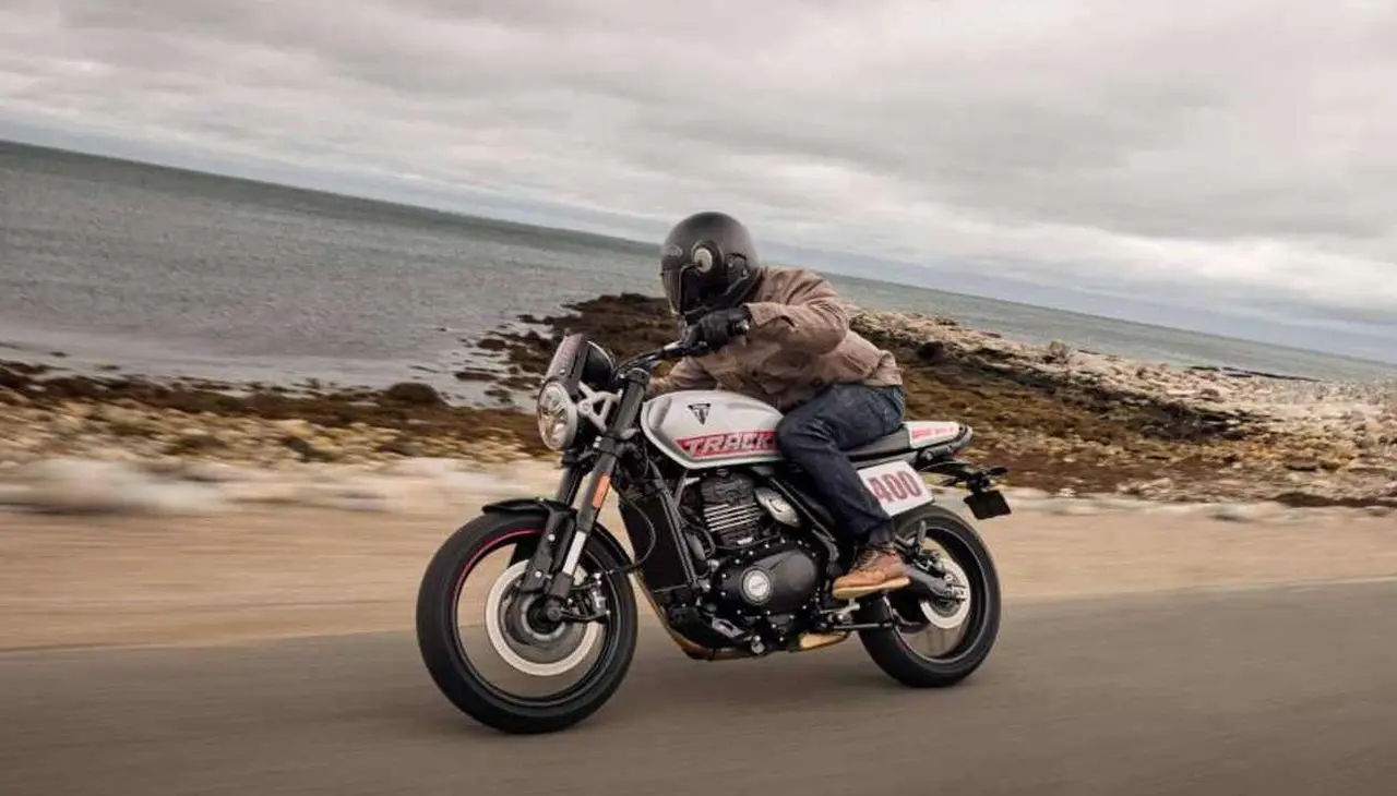 Uno de los modelos Triumph inspirado en las carreras.