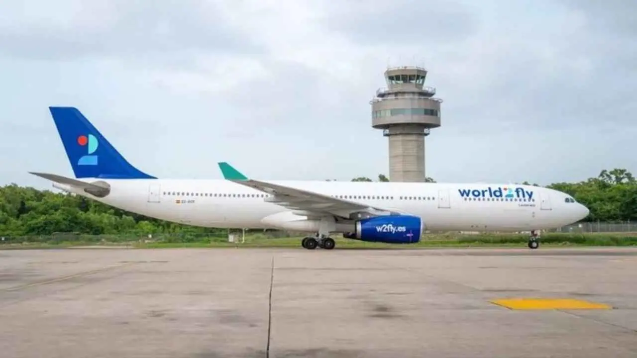 Nueva aerolínea inicia vuelos directos Rosario-Madrid y ya vende pasajes por 1.020 euros