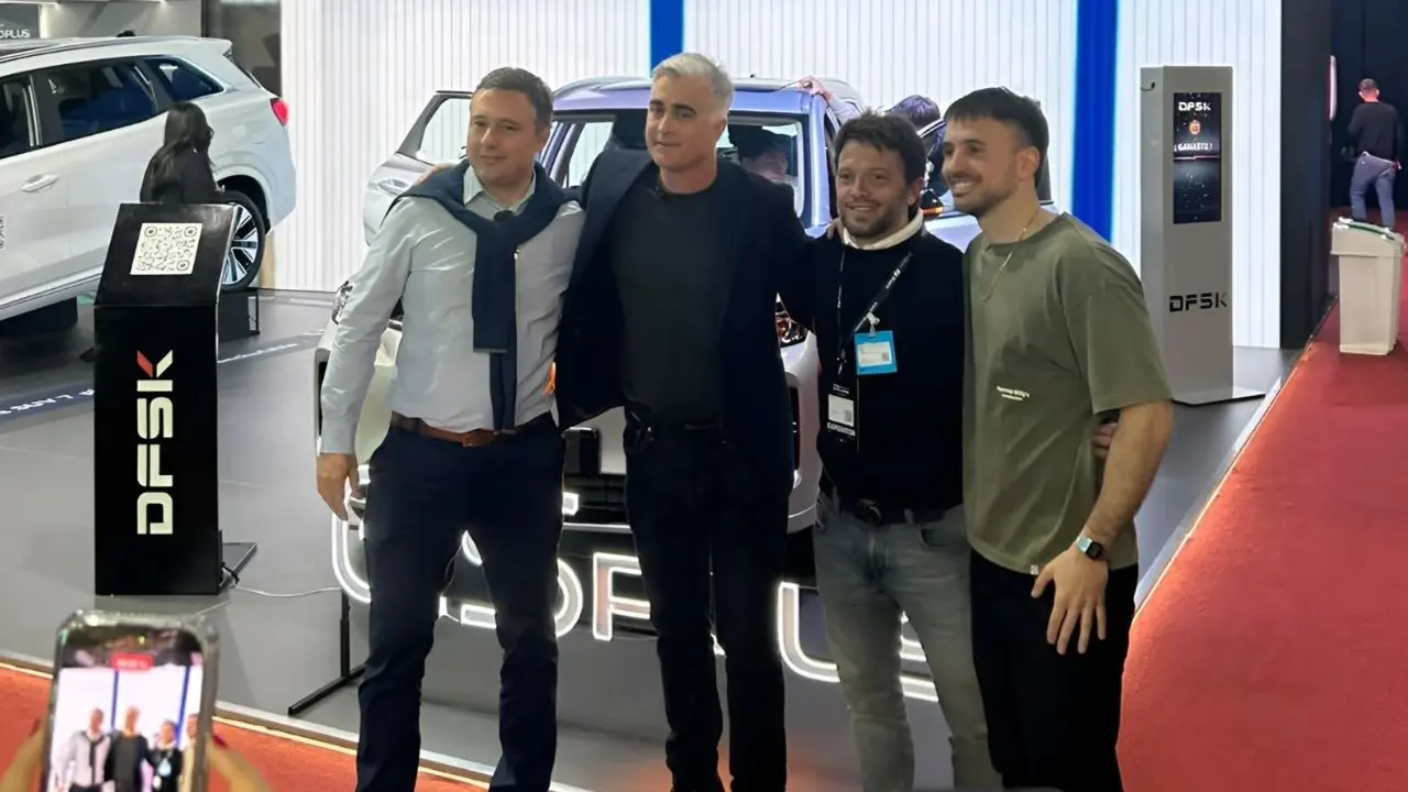 DFSK exhibió dos de sus nuevos SUV en la Expo Auto Chino