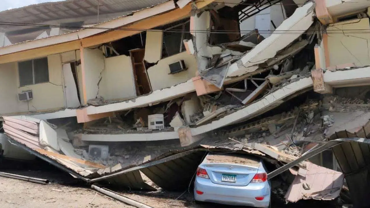 Terremoto de magnitud 7,6 sacudió Panamá y hay alerta de tsunami en nueve países