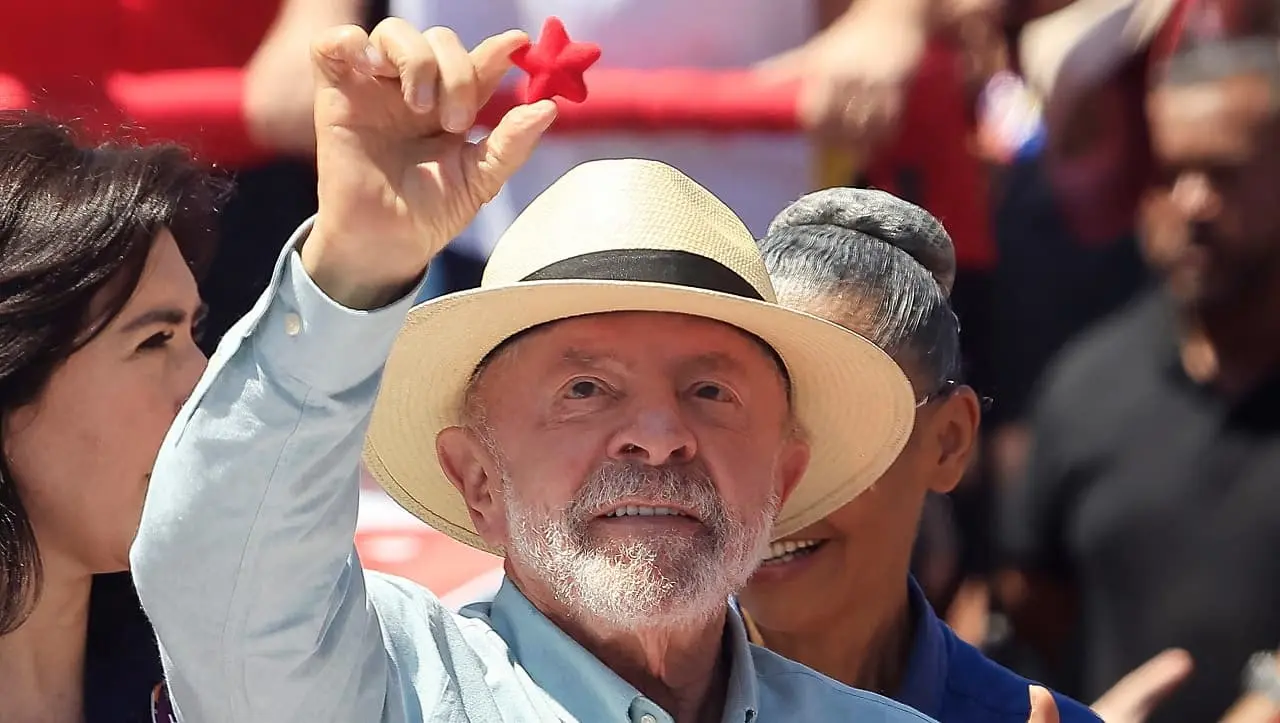 Antes del balotaje, Brasil aprobó el fin del 6x1 y la semana laboral vuelve a 40 horas