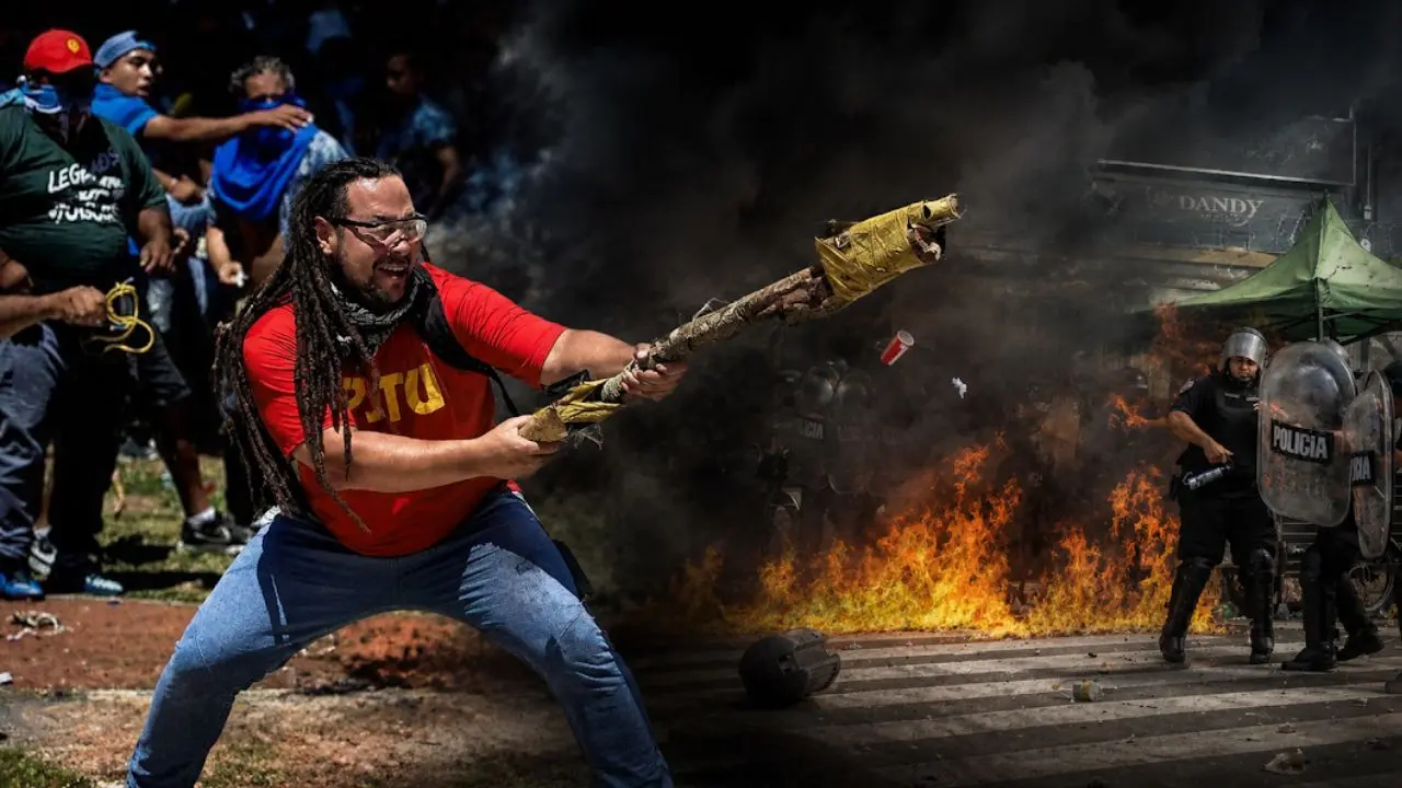 El Gordo Mortero e incidentes históricos frente al Congreso