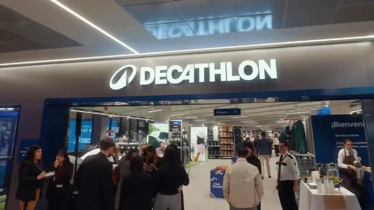 Abre el primer Decathlon en la Ciudad de Buenos Aires: dónde está y qué vende