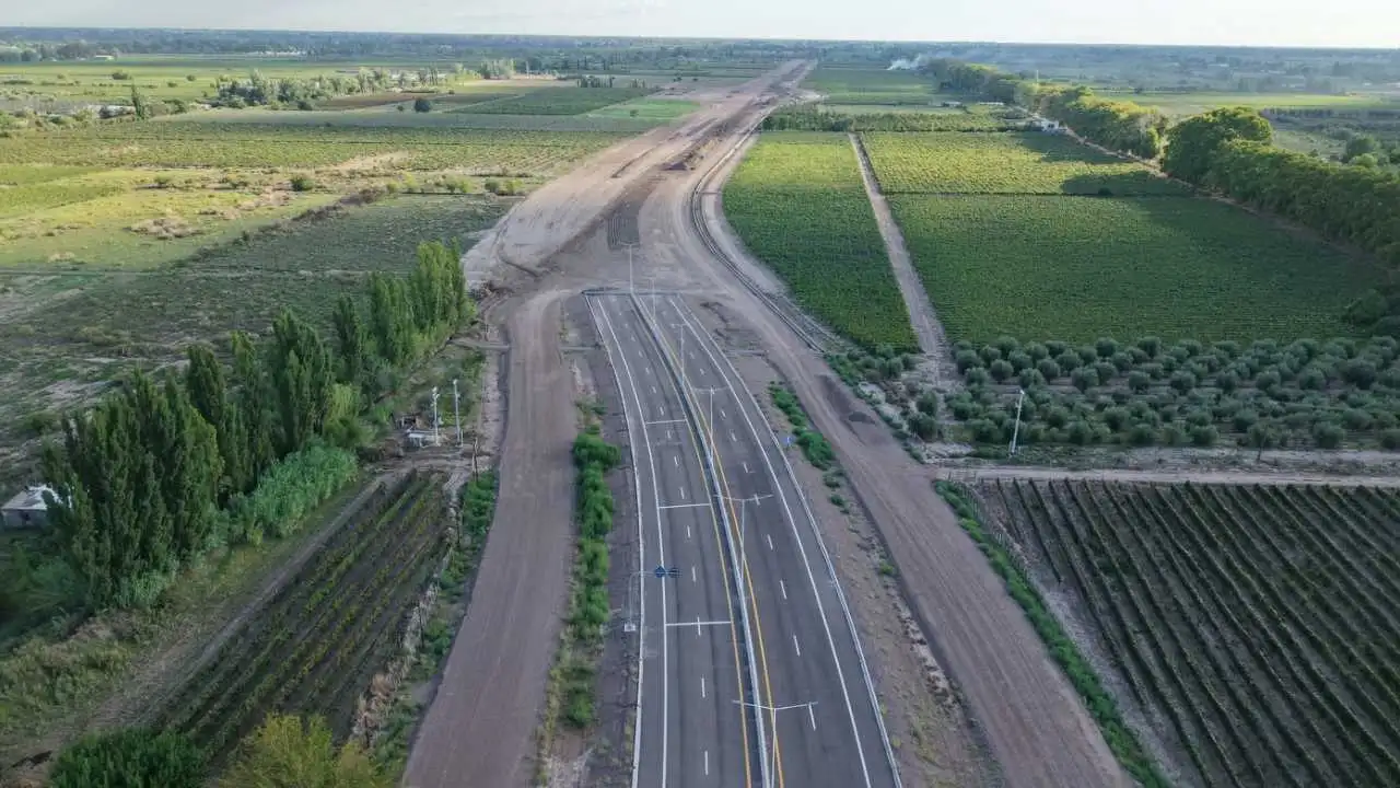 Las mejores obras viales del año en Argentina: una provincia ganó los dos grandes premios