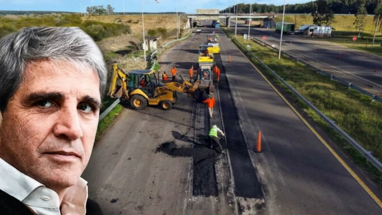 Luis Caputo con una obra vial de fondo. Imagen generada por iProfesional