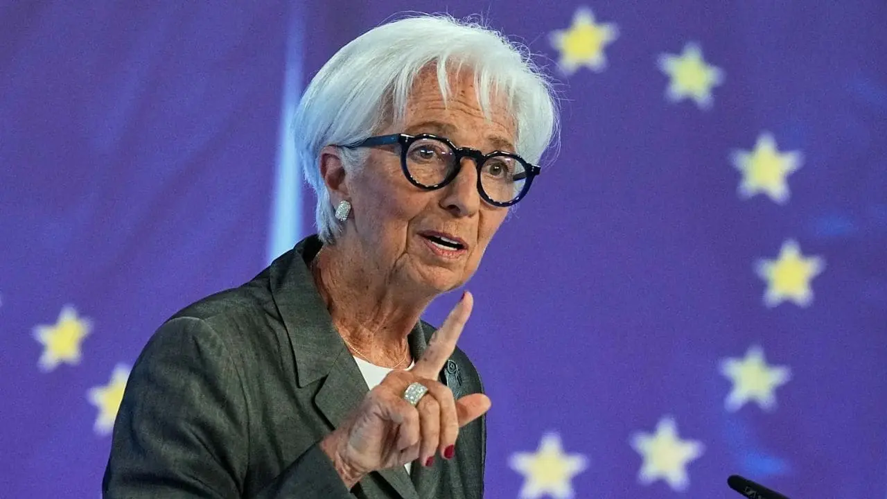 Christine Lagarde anunció su renuncia al BCE  y dejará su cargo en febrero