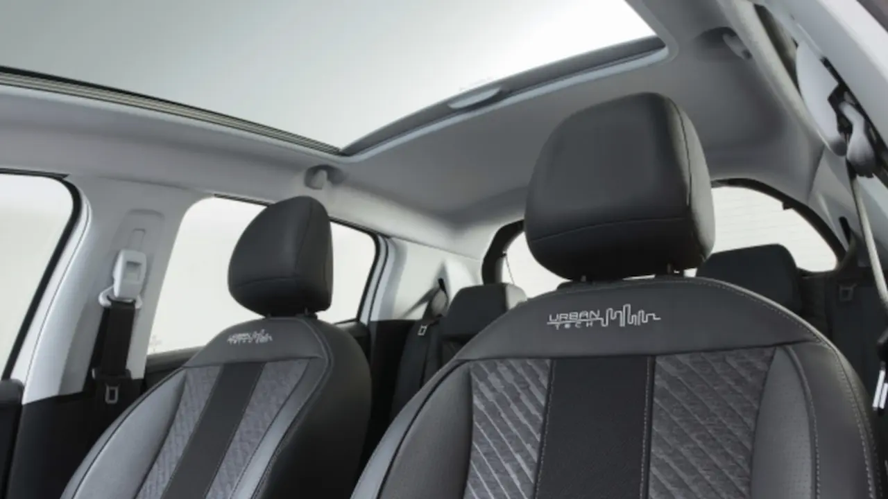 El nuevo 208 Urban Tec tiene un bordado especial en los asientos