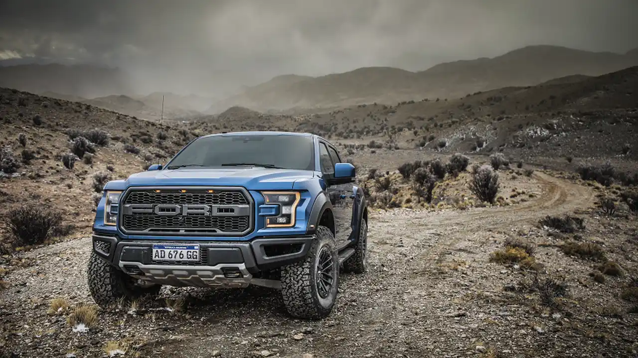 Ford se prepara para la llegada de la nueva F150 Lariat y Raptor en 2021.