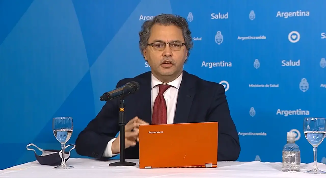 El informe de este miércoles indica que hubo más de mil casos nuevos reportados