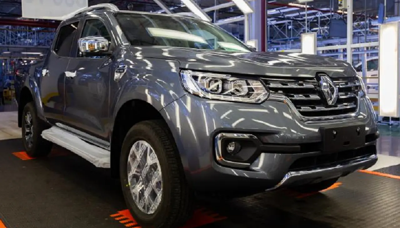 Renault Alaskan en la línea de producción.