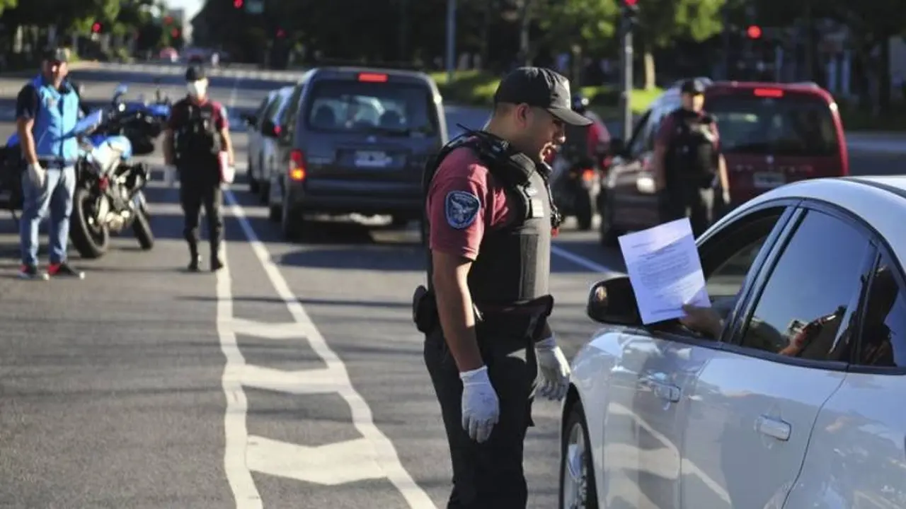 La restricción a la circulación rige hasta el 30 de mayo inclusive