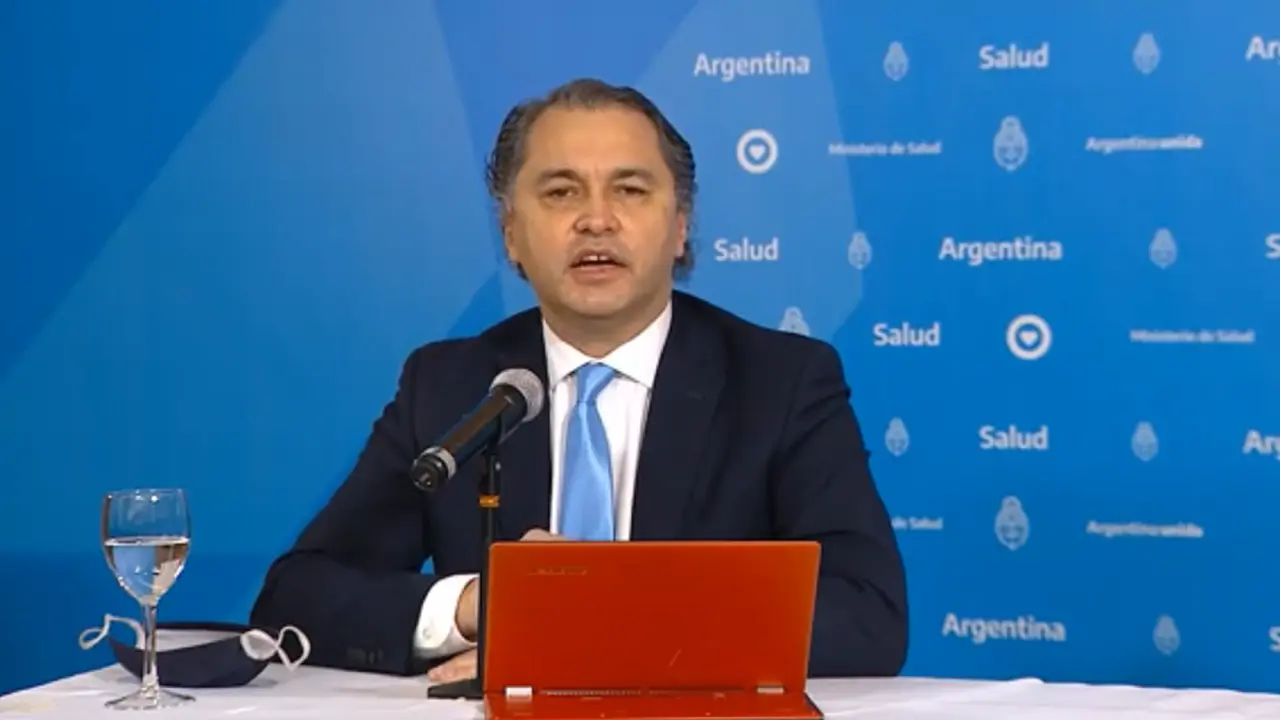 Según el informe de este lunes el porcentaje de positividad de los tests es de 30%
