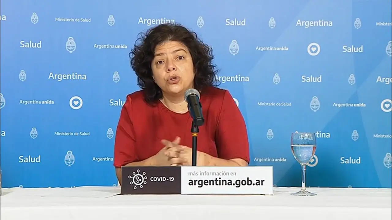 La Lic. Carla Vizzotti encabeza el informe diario del ministerio de Salud  al frente del informe todos los días