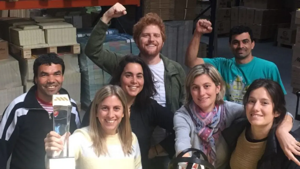 La familia de Maldón tras ganar el premio de diseño del CMD en 2016