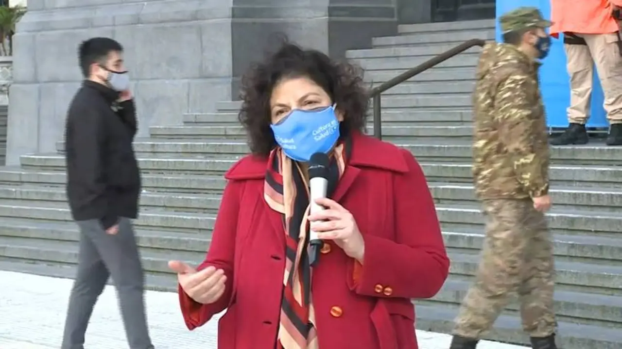 Carla Vizzotti dio una conferencia de prensa desde el CCK