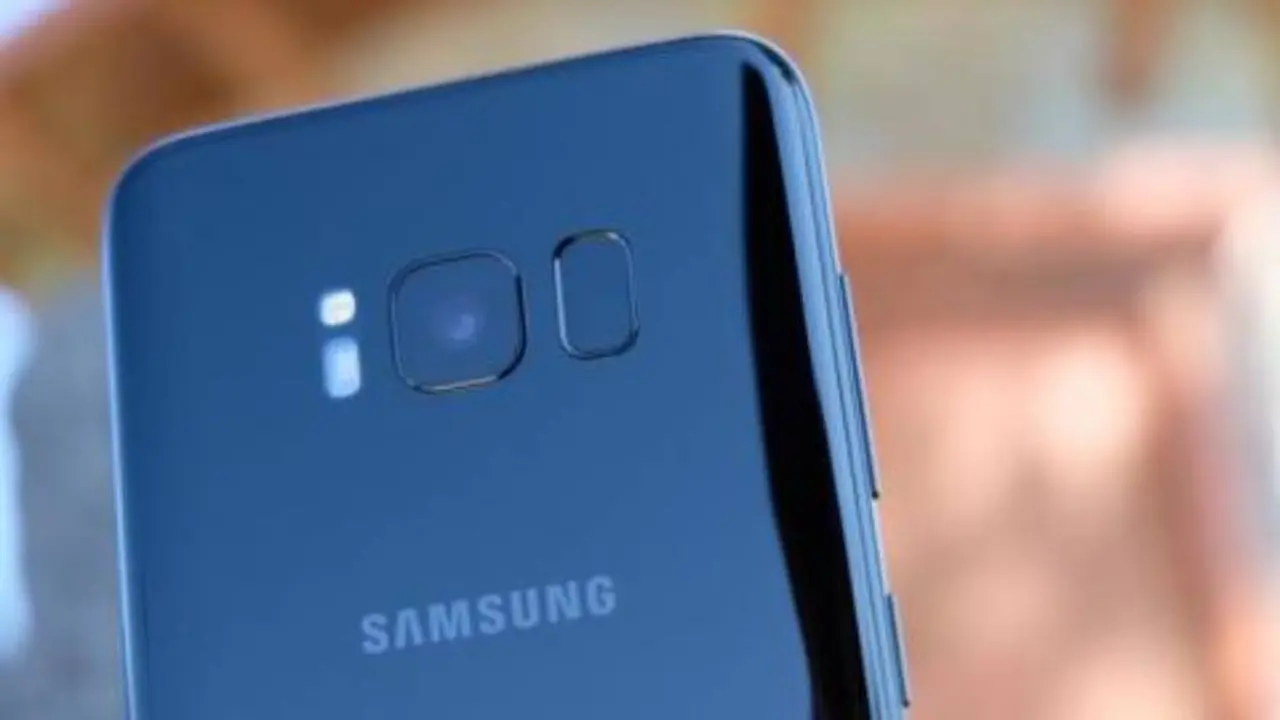 Los smartphones se venden hasta un 25% más baratos en Argentina que en el exterior, según Samsung