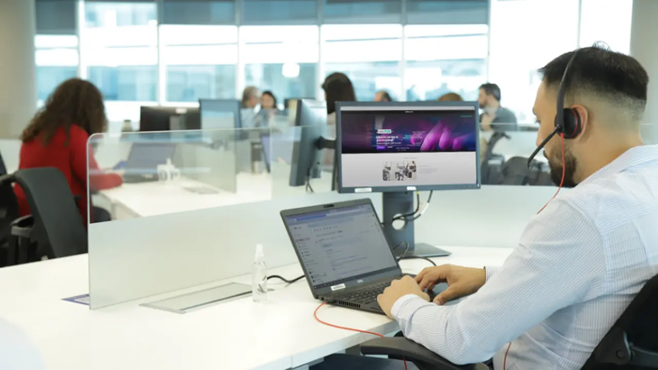 El impuesto a las Ganancias cedular se aplica al empleo en relación de dependencia con sueldos superiores a 15 SMVM