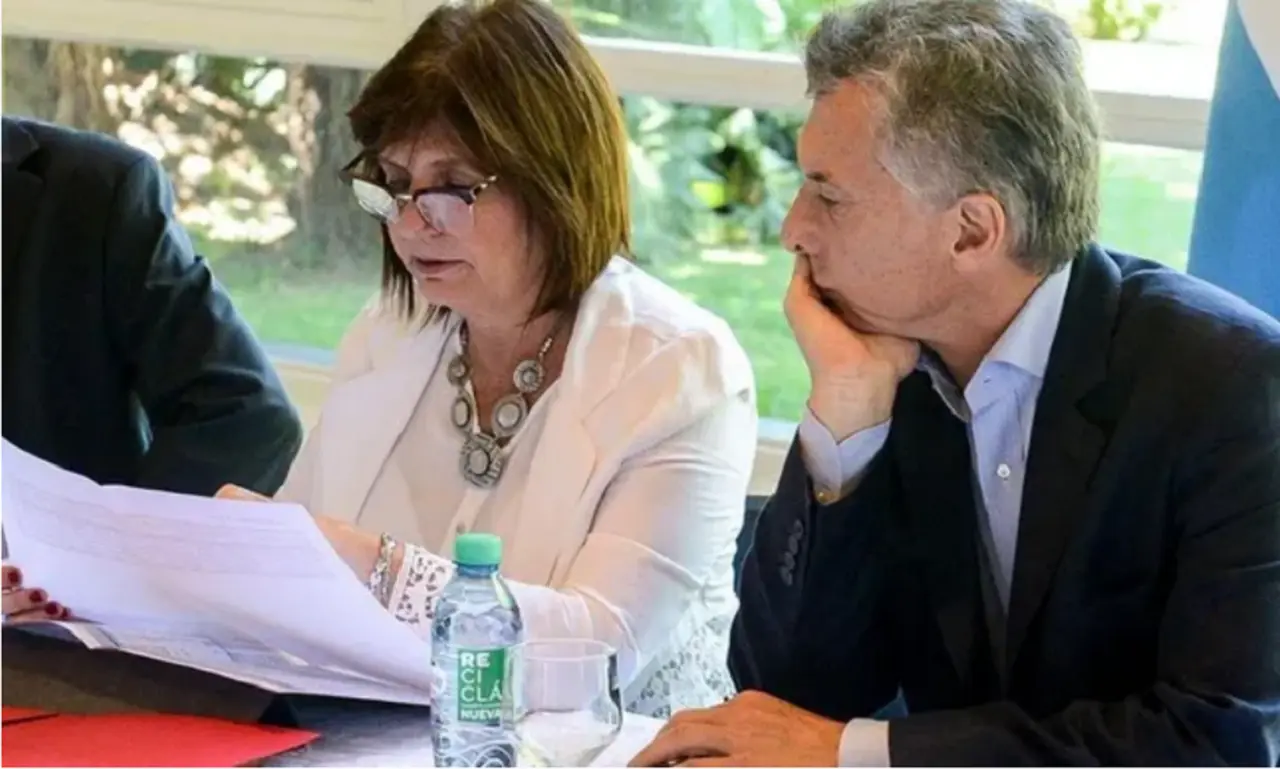 Bullrich y una fuerte respuesta a Macri por el gesto con Milei: "Lo que dijo me parece inconveniente"