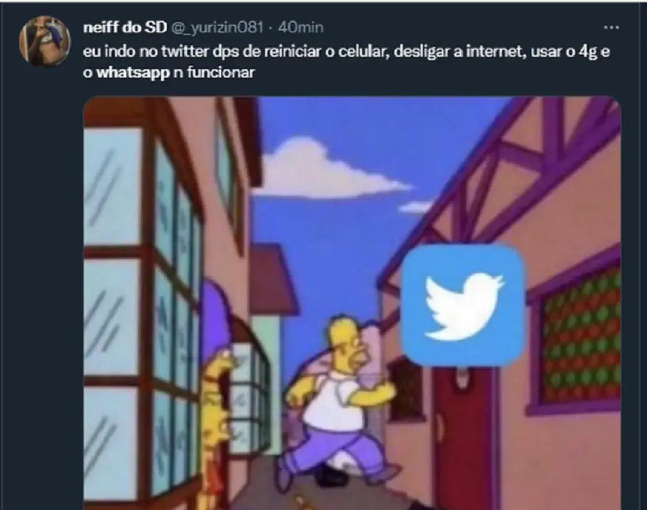 Las caídas de servicio de WhatsApp motivan memes en las redes sociales.