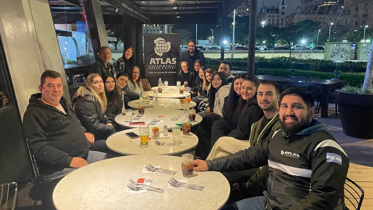 El equipo de Atlas Shipping