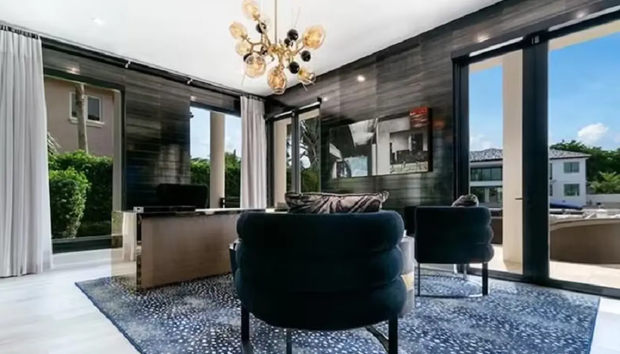 La casa de Messi en Miami también tiene una oficina.