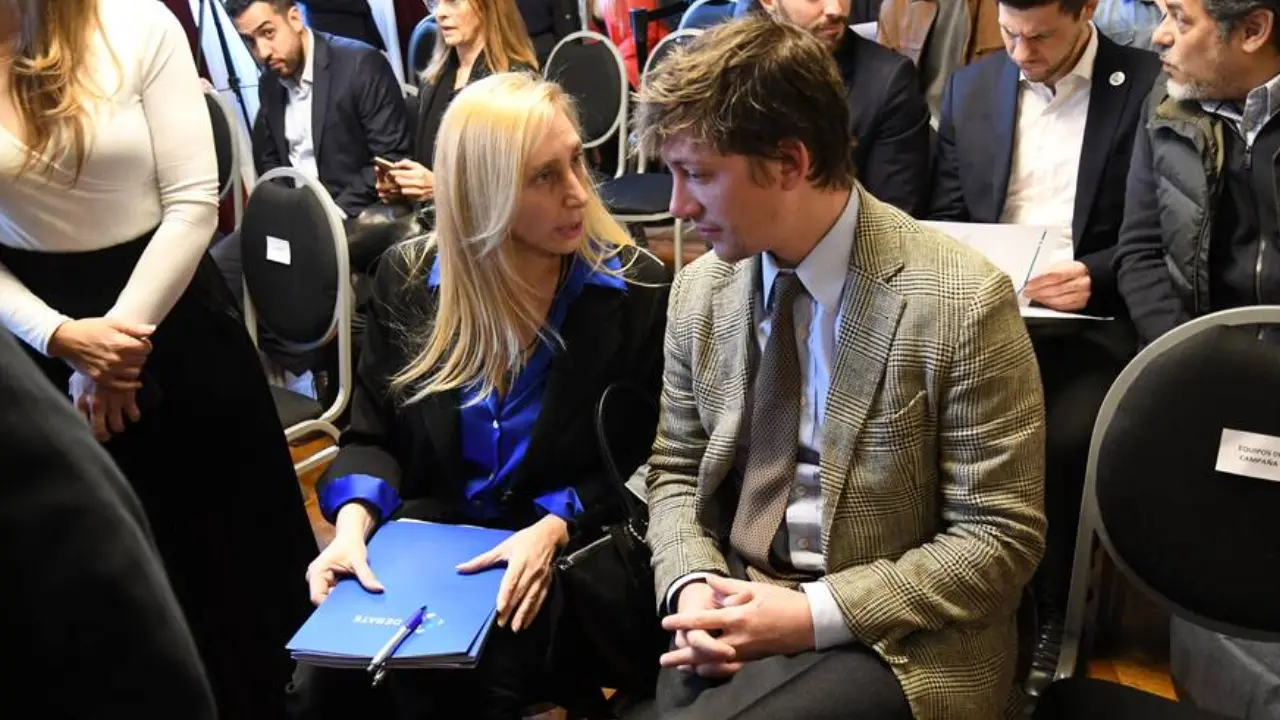 Karina Milei y Santiago Capurto