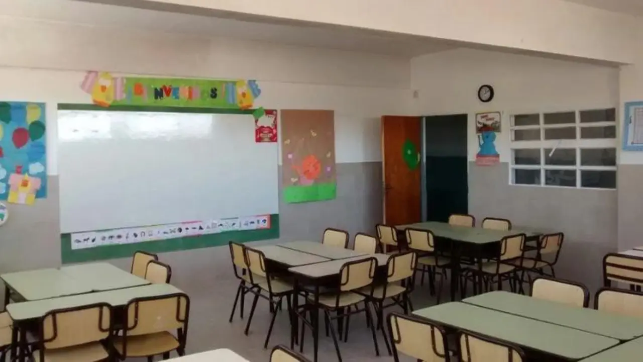  cerca de 2 millones de estudiantes podrían beneficiarse de este programa en más de 6 mil escuelas en todo el país